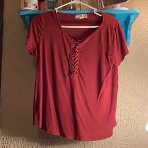 Criss crosses t shirt